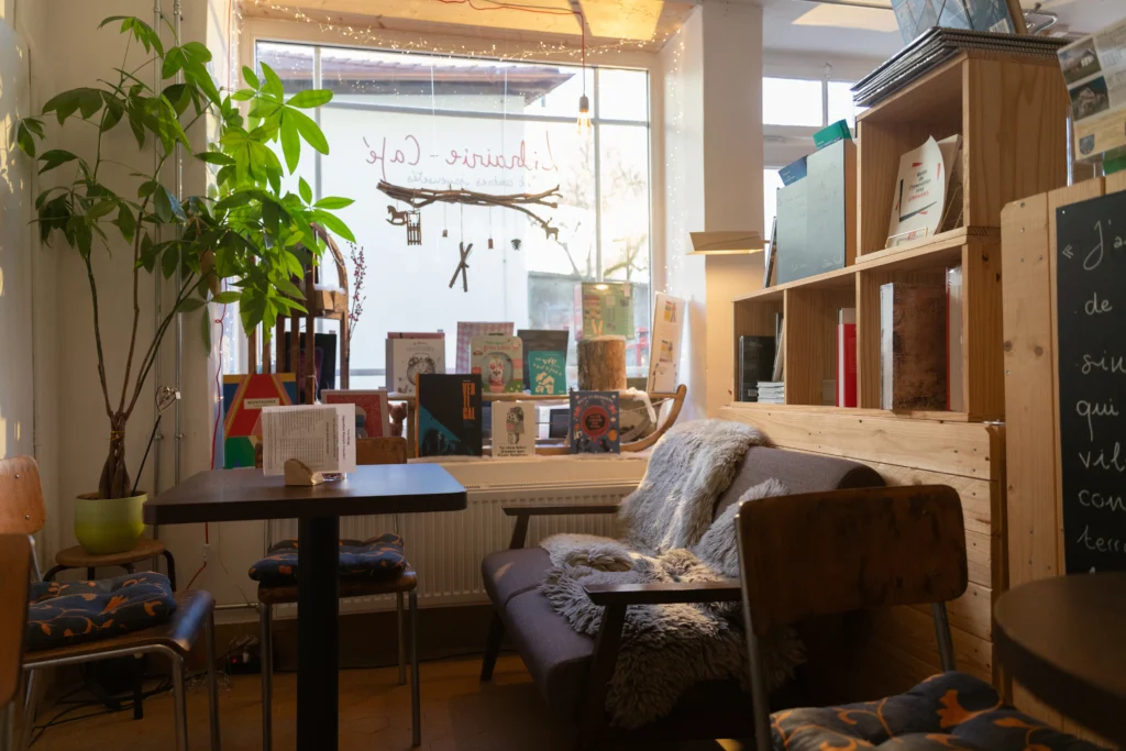 Le Vent se lève…
Librairie-café et autres joyeusetés